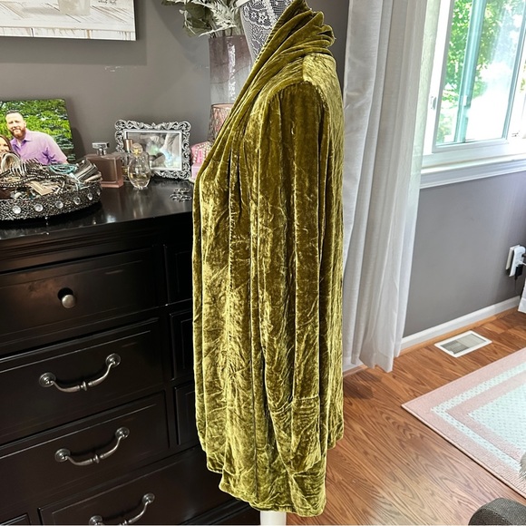 Kathleen Sommers Boutique Dijon Silk Velvet Open Cardigan Medium – Quiet Luxury - Picture 6 of 16